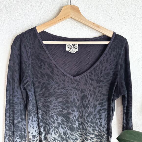 Lucky Brand Womens Thermal Long Sleeve Tee Medium Ombre Cheetah Leopard Y2K - Picture 2 of 7